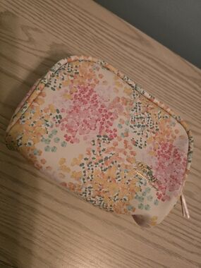 Vintage Floral Zip Cosmetic Pouch in Pink, Yellow & Green